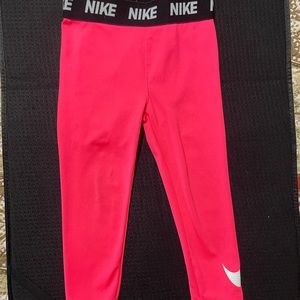 3T Nike leggings